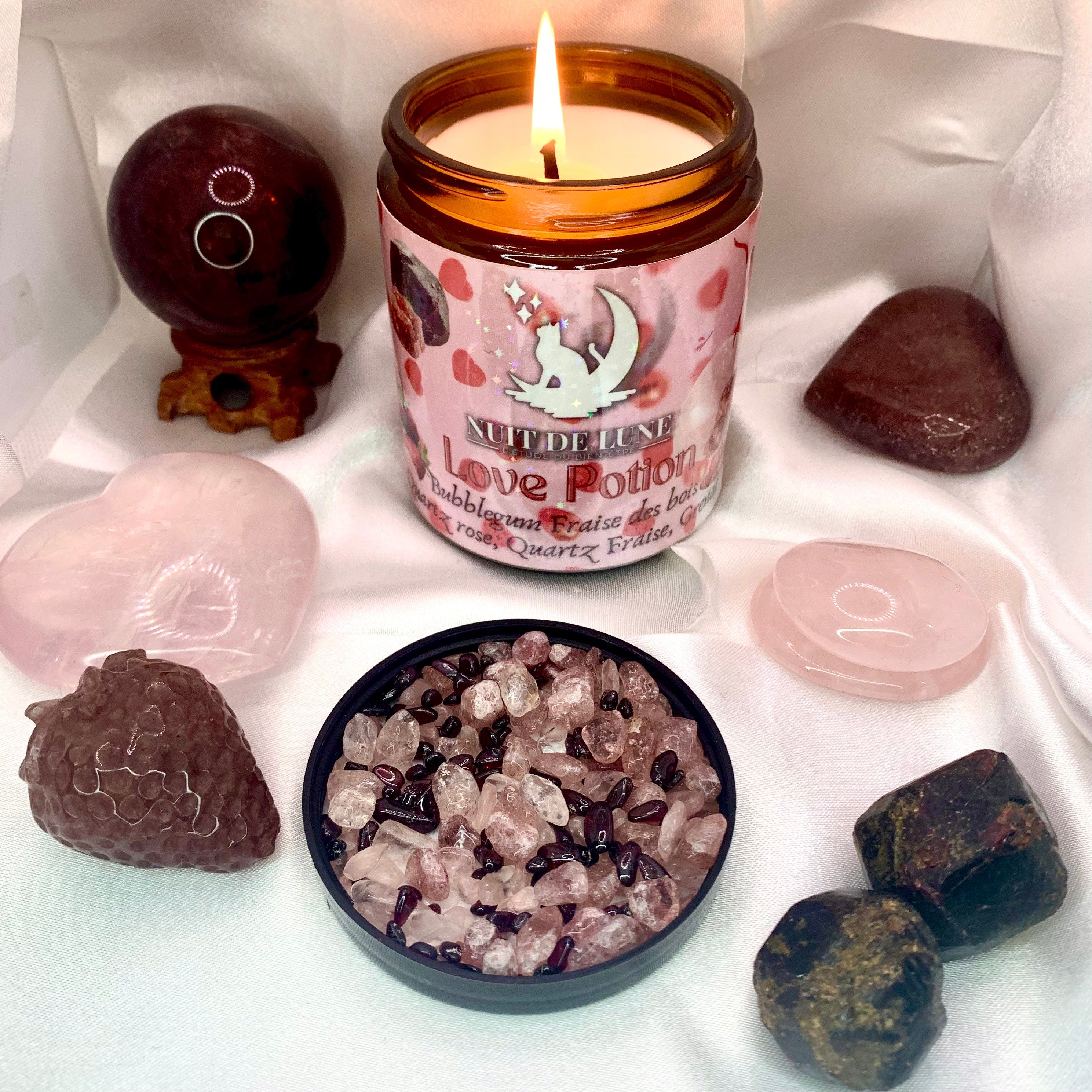 Bougie de luxe artisanale Nuit De Lune Amour LOVE POTION - Bubble gum et Fraise des bois - et sa fiole de Quartz rose, Quartz fraise, Grenat