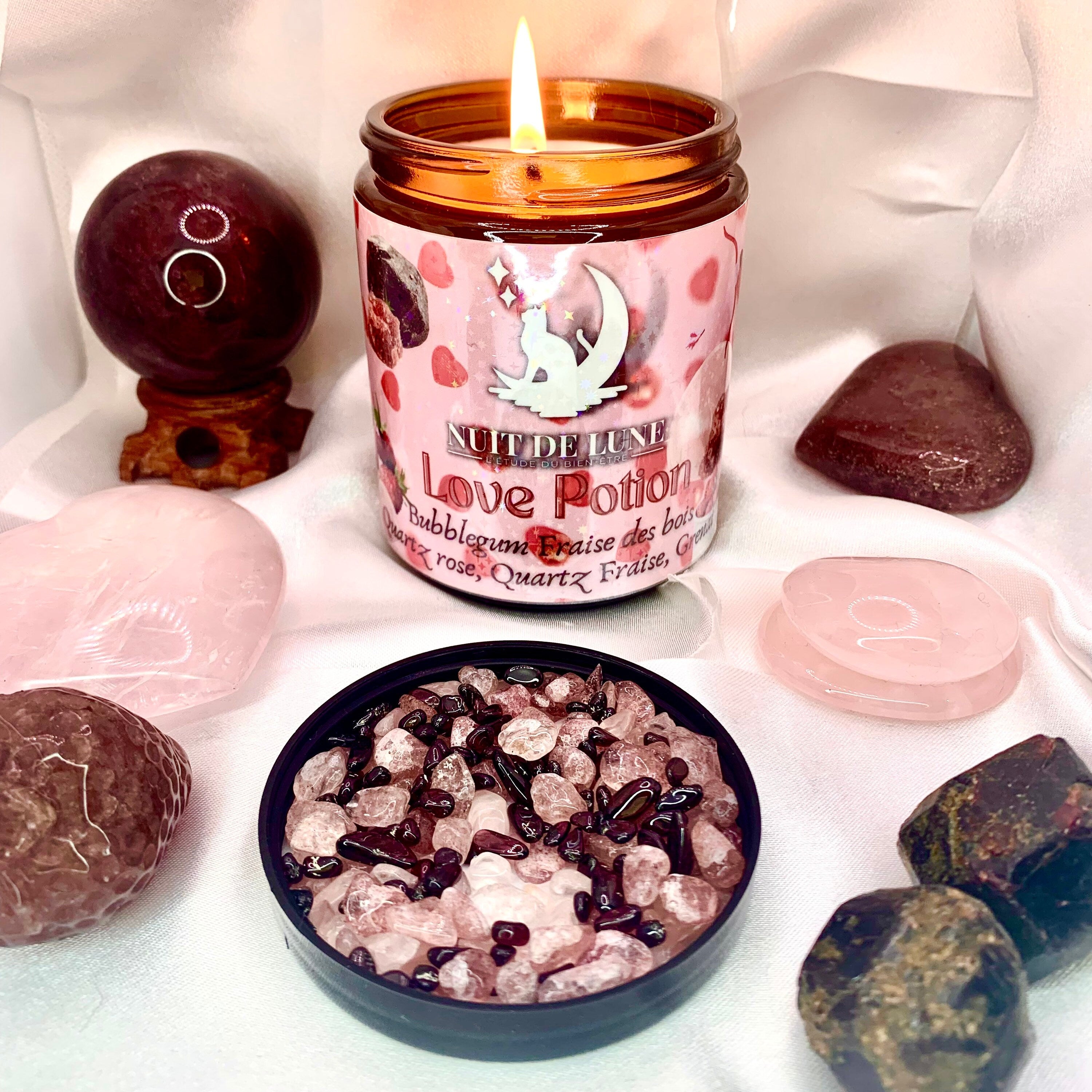 Bougie de luxe artisanale Nuit De Lune Amour LOVE POTION - Bubble gum et Fraise des bois - et sa fiole de Quartz rose, Quartz fraise, Grenat