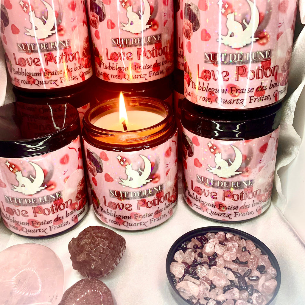 Bougie de luxe artisanale Nuit De Lune Amour LOVE POTION - Bubble gum et Fraise des bois - et sa fiole de Quartz rose, Quartz fraise, Grenat