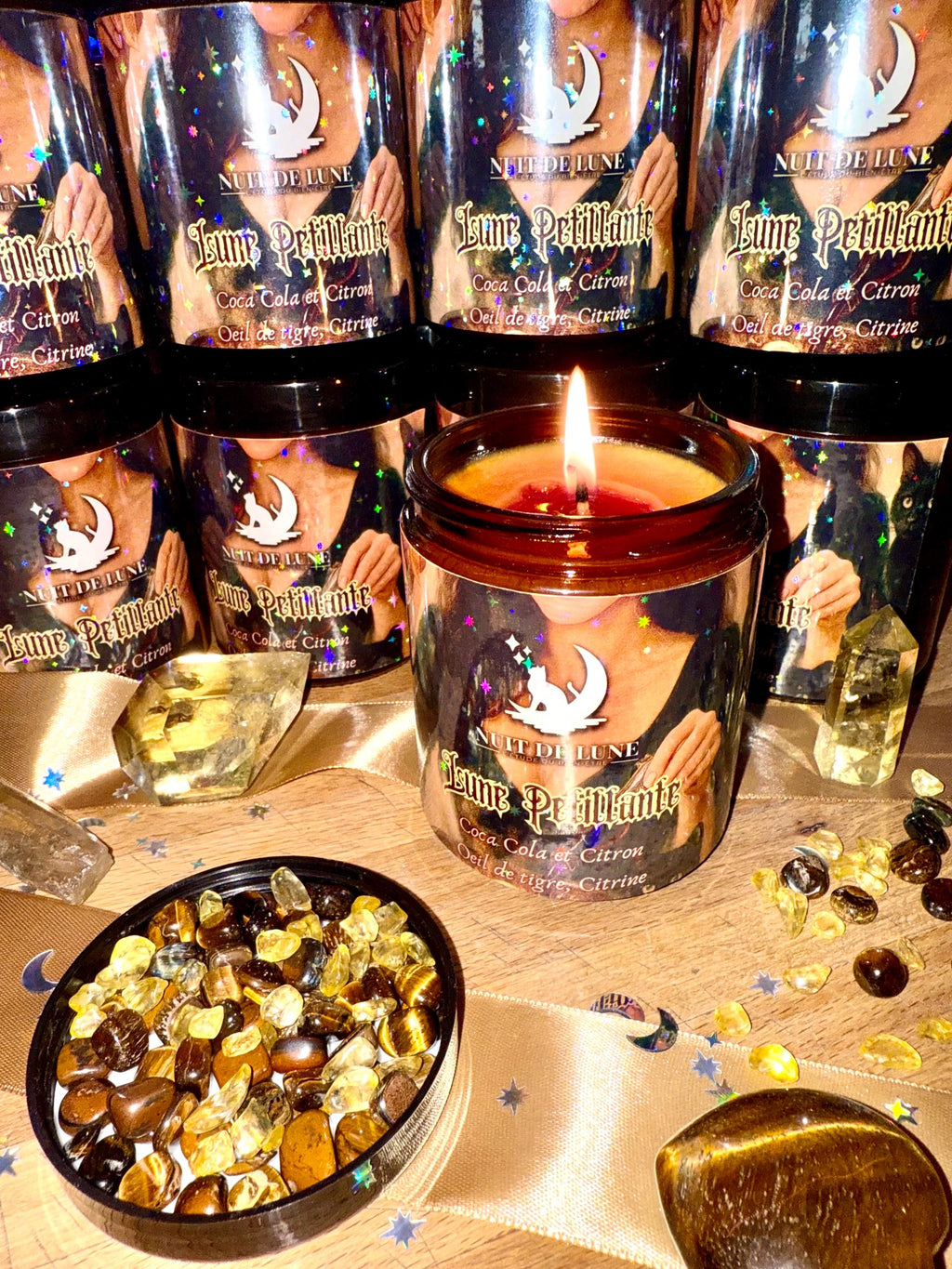 Bougie de luxe artisanale aux cristaux LUNE PÉTILLANTE Coca-Cola et Citron, Oeil de Tigre et Citrine