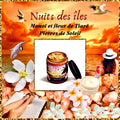 Bougie de luxe artisanale aux cristaux NUITS DES ÎLES Monoï et Fleur de Tiaré et sa fiole de pierres de Soleil