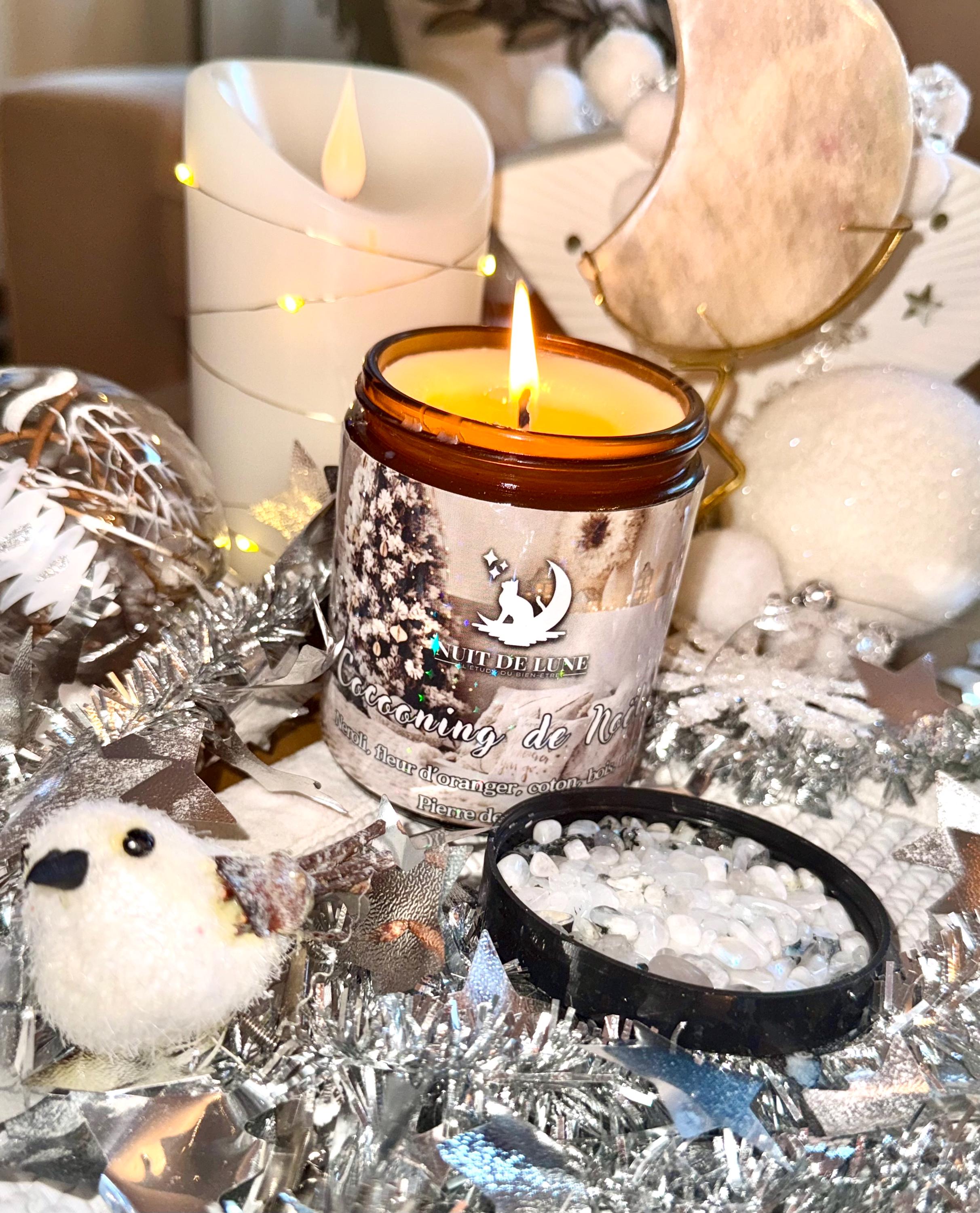 Bougie de luxe artisanale aux cristaux NUIT DE LUNE Cocooning de Noël Neroli, Fleur d’oranger, coton, bois, miel et Pierres de Lune