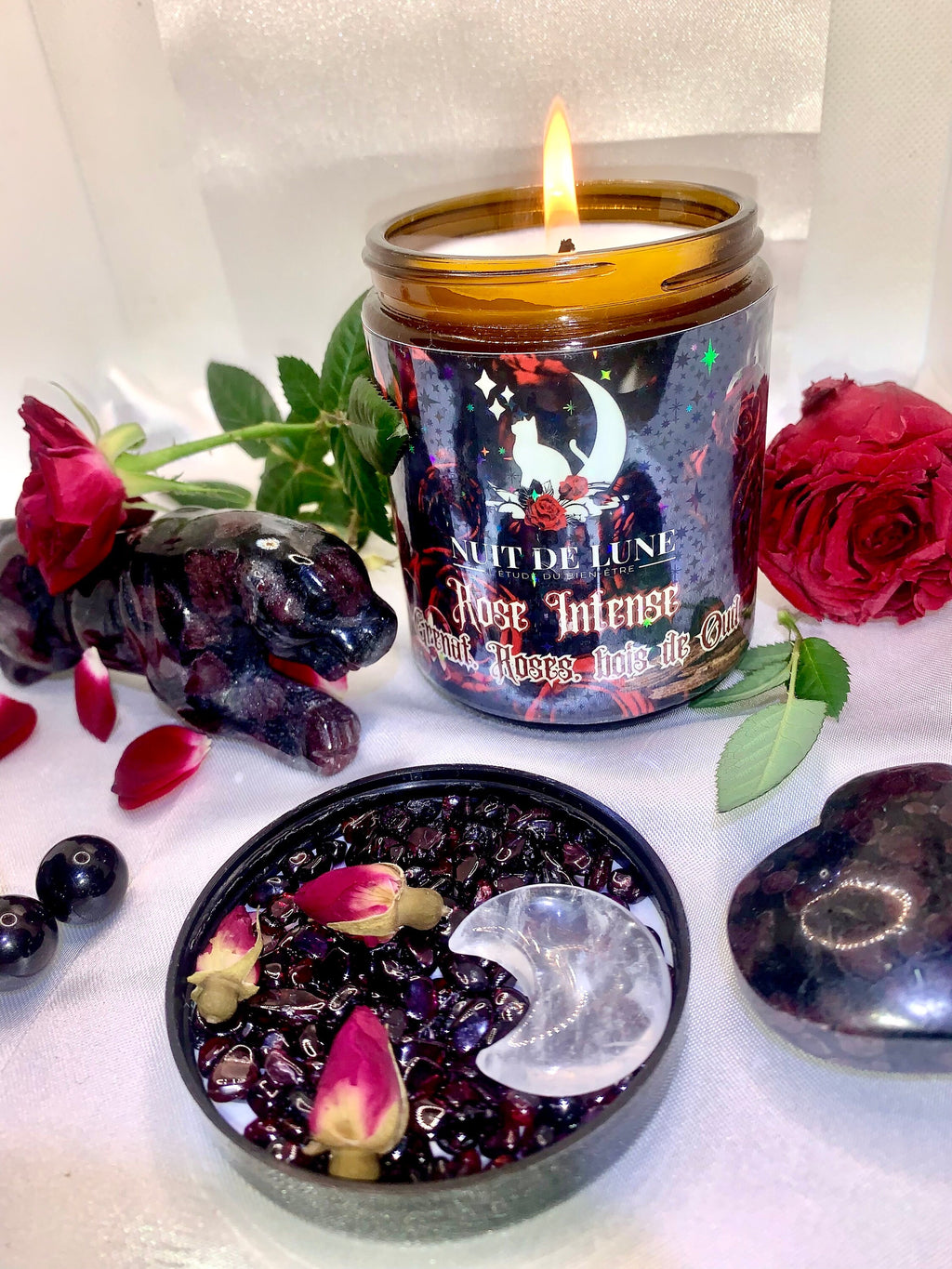 Bougie de luxe artisanale aux cristaux  Nuit de Lune ROSE INTENSE Rose & bois de Oud et sa fiole de cristaux de grenat et roses