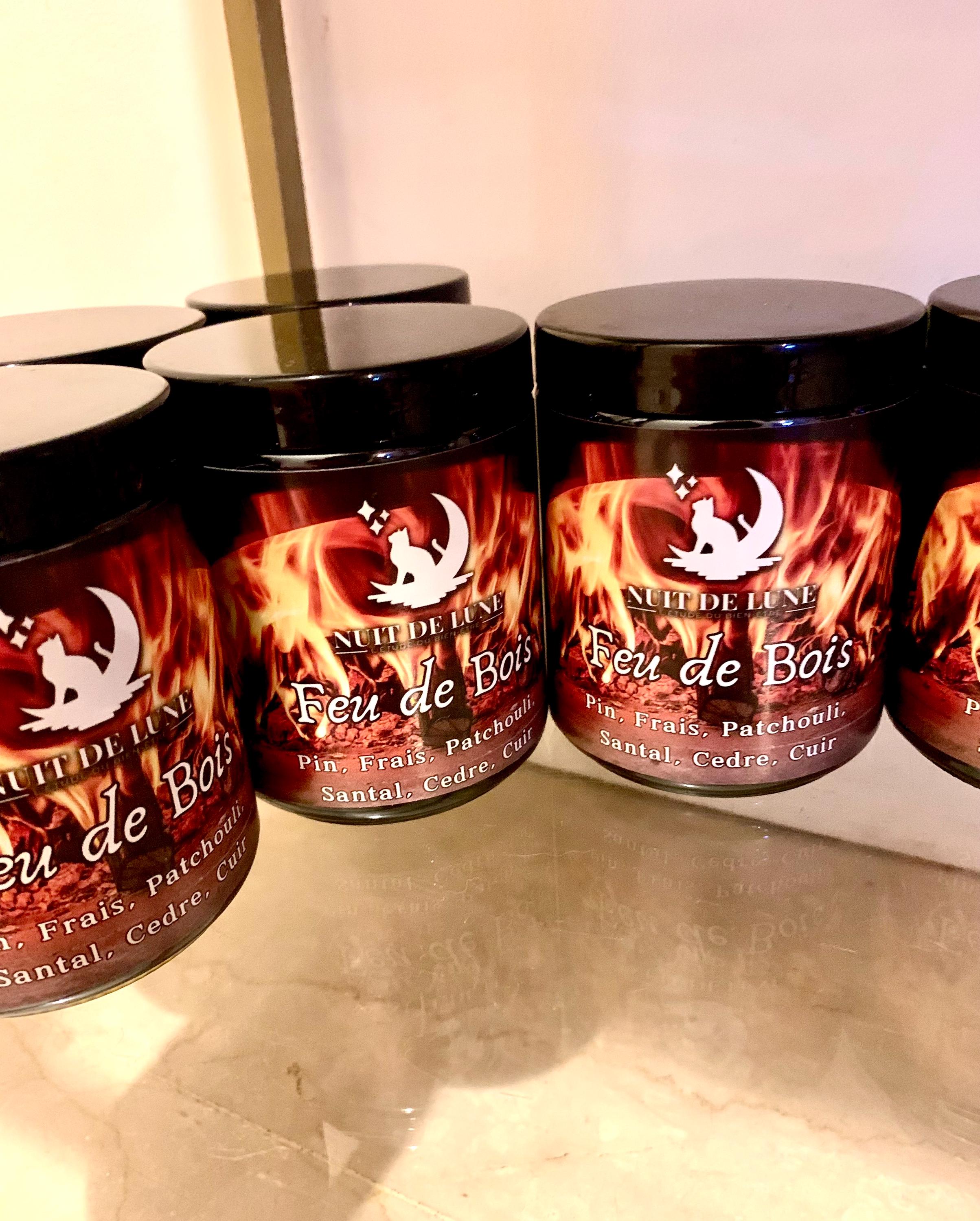 Bougie de luxe artisanale parfumée Noel FEU DE BOIS Pin frais, cedre, patchouli, santal, cuir