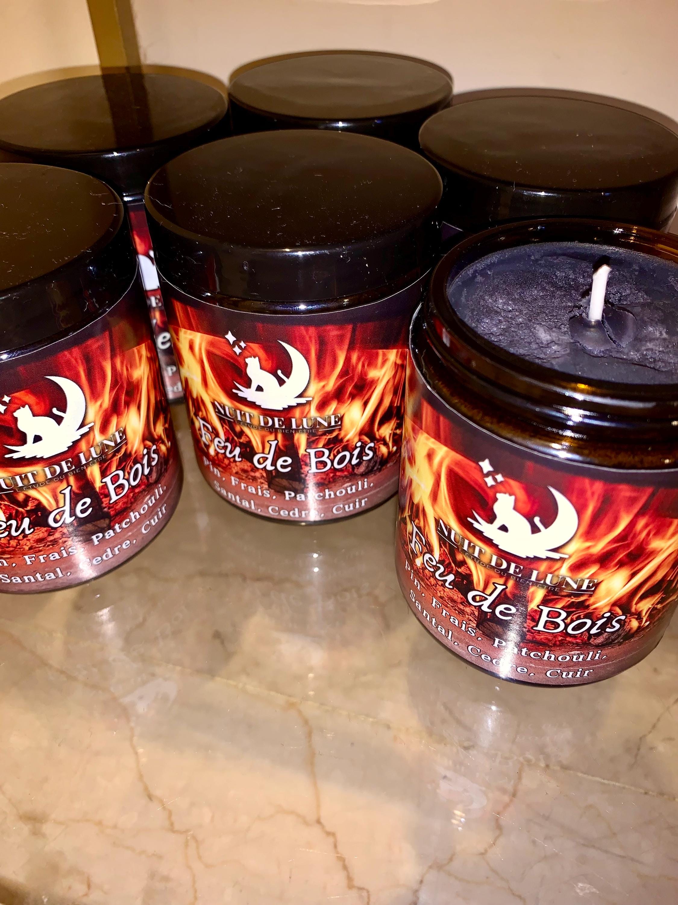 Bougie de luxe artisanale parfumée Noel FEU DE BOIS Pin frais, cedre, patchouli, santal, cuir