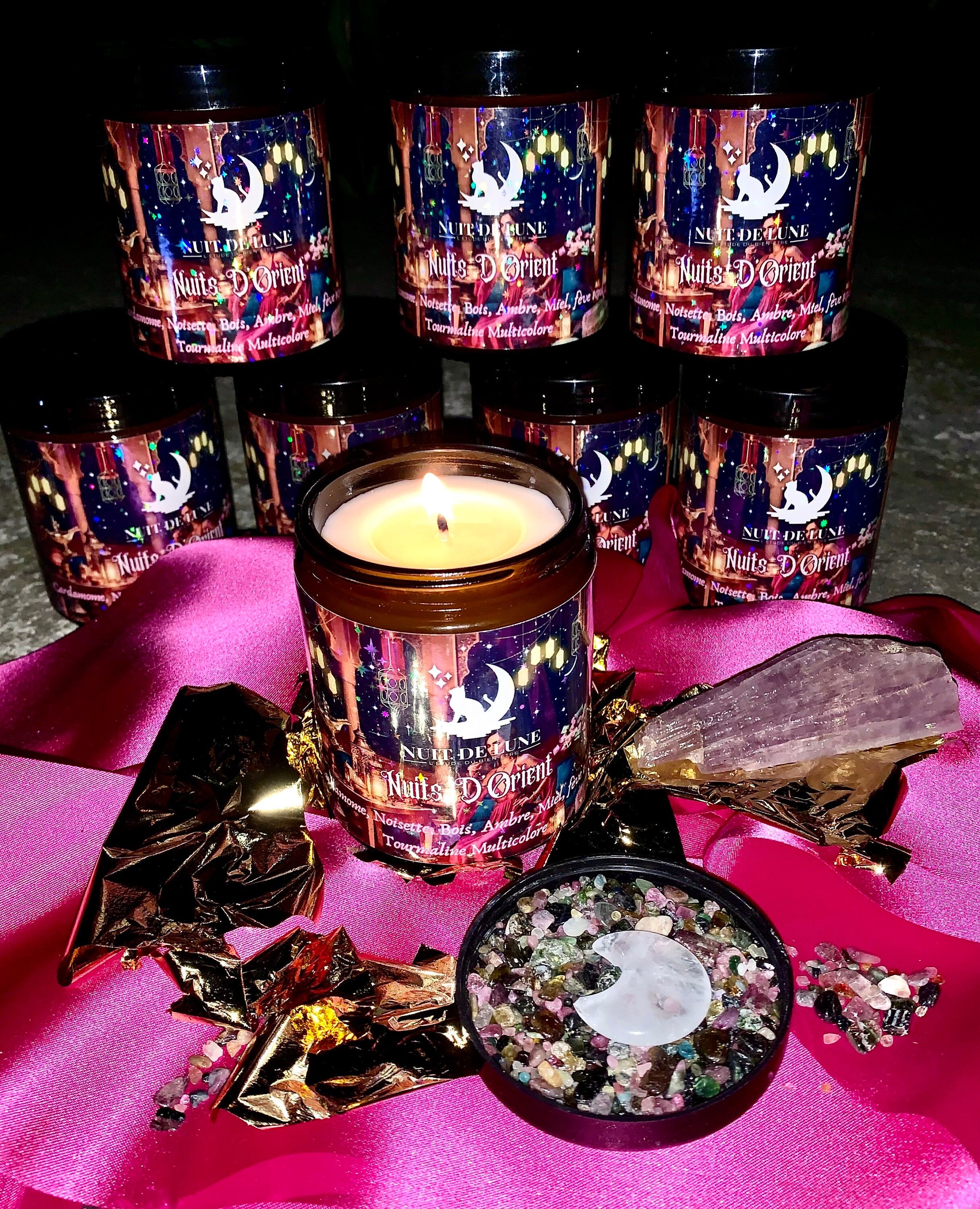 Bougie de luxe artisanale parfumée aux cristaux NUITS D’ORIENT Cardamome, Noisette, Ambre, Miel,bois, fève tonka Tourmaline multicolore