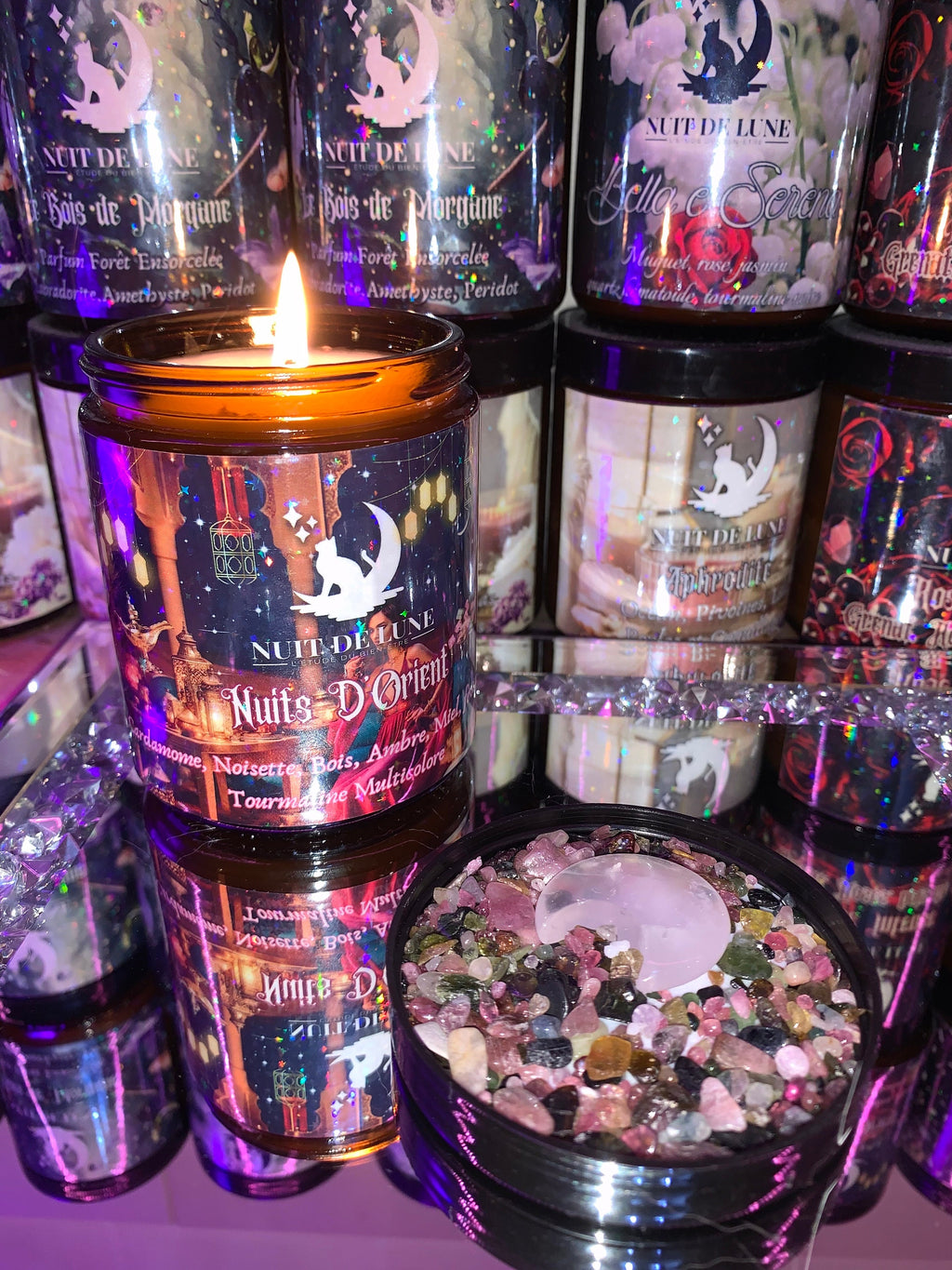 Bougie de luxe artisanale parfumée aux cristaux NUITS D’ORIENT Cardamome, Noisette, Ambre, Miel,bois, fève tonka Tourmaline multicolore
