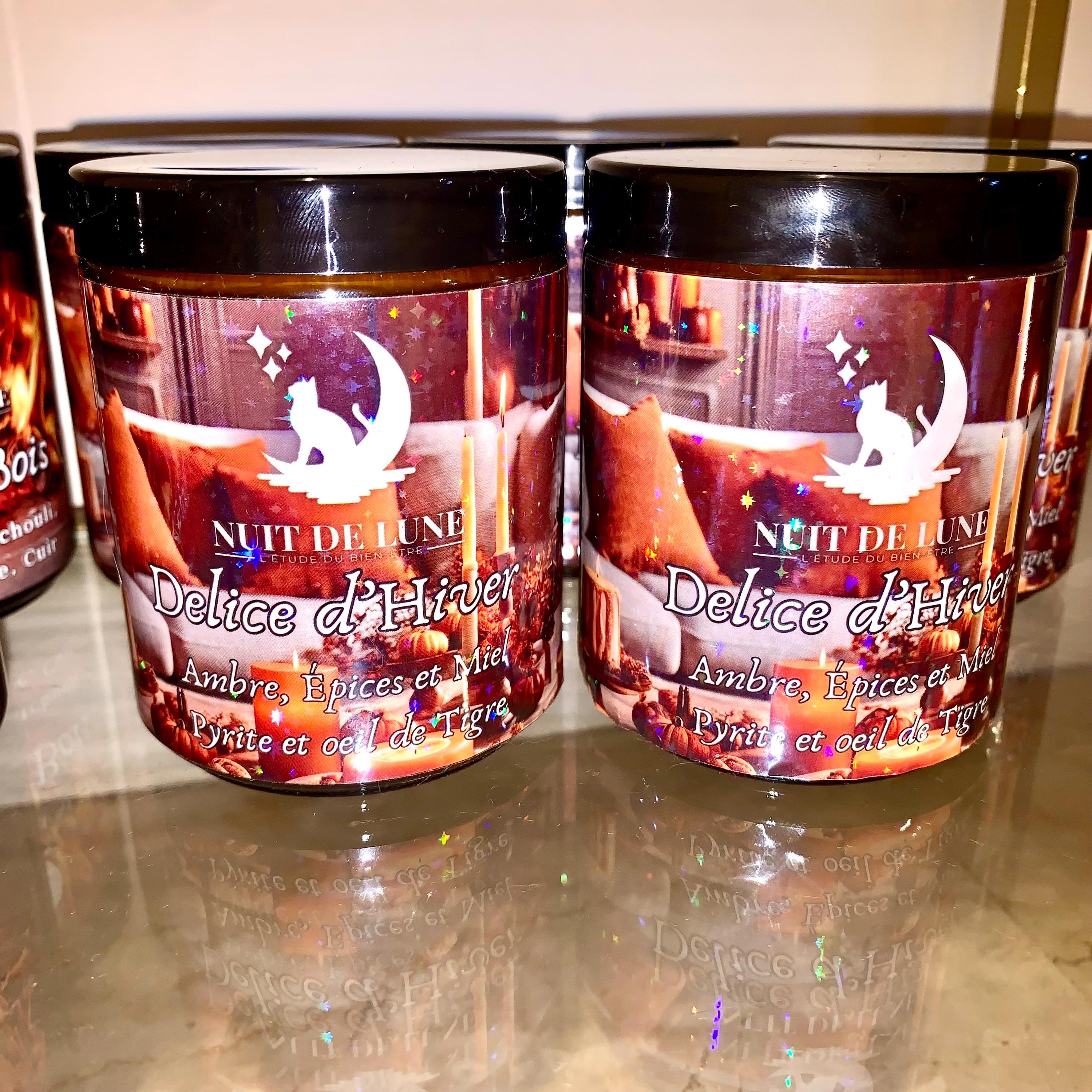 Bougie de luxe artisanale parfumée aux cristaux Noël DELICE D’HIVER Ambre, épices, cannelle orange, Miel Pyrite et Oeil de tigre