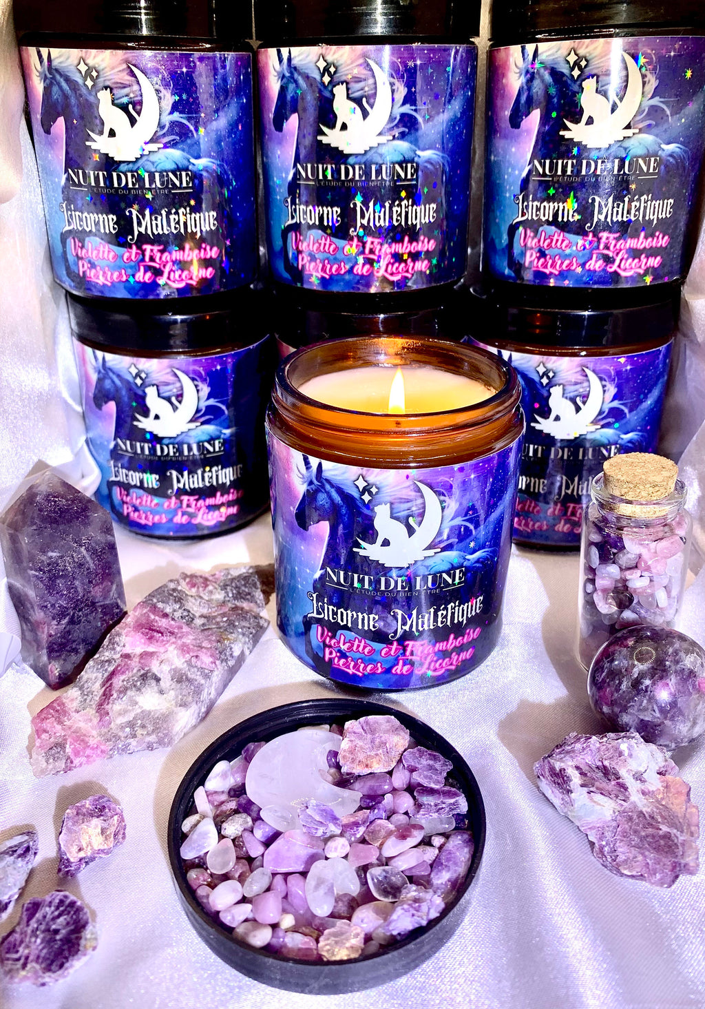 Bougie de luxe artisanale parfumée aux cristaux Nuit de Lune LICORNE MALÉFIQUE Violette et Framboise, fruits rouges Pierres de licorne