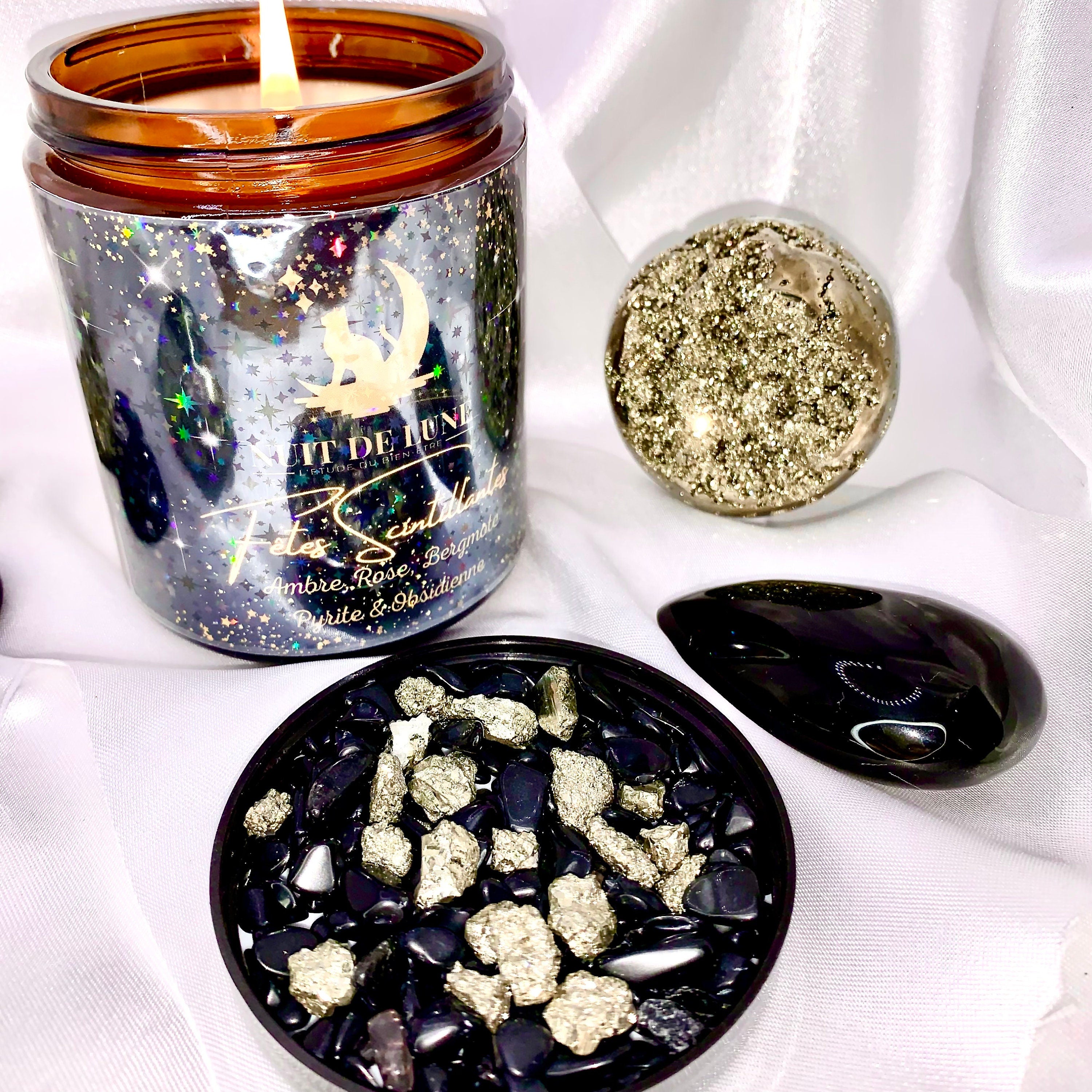 Bougie de luxe artisanale parfumée aux cristaux Reveillon Nuit de Lune FÊTES SCINTILLANTES Ambre, Rose, bergamote, Pyrite et obsidienne