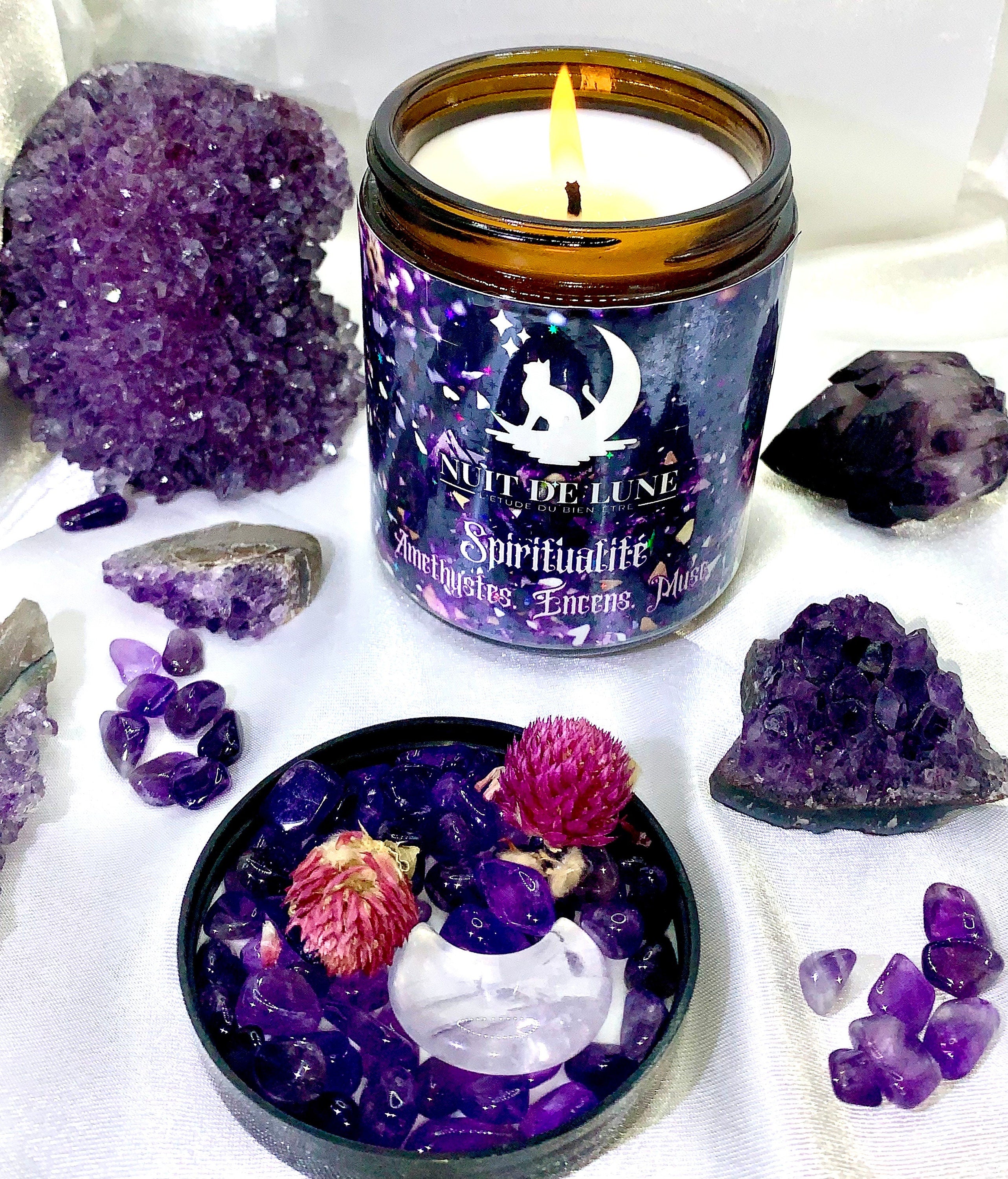 Bougie de luxe artisanale parfumée aux cristaux de méditation Nuit de Lune SPIRITUALITE, Encens et Musc, Améthystes et fleurs de gomphrena