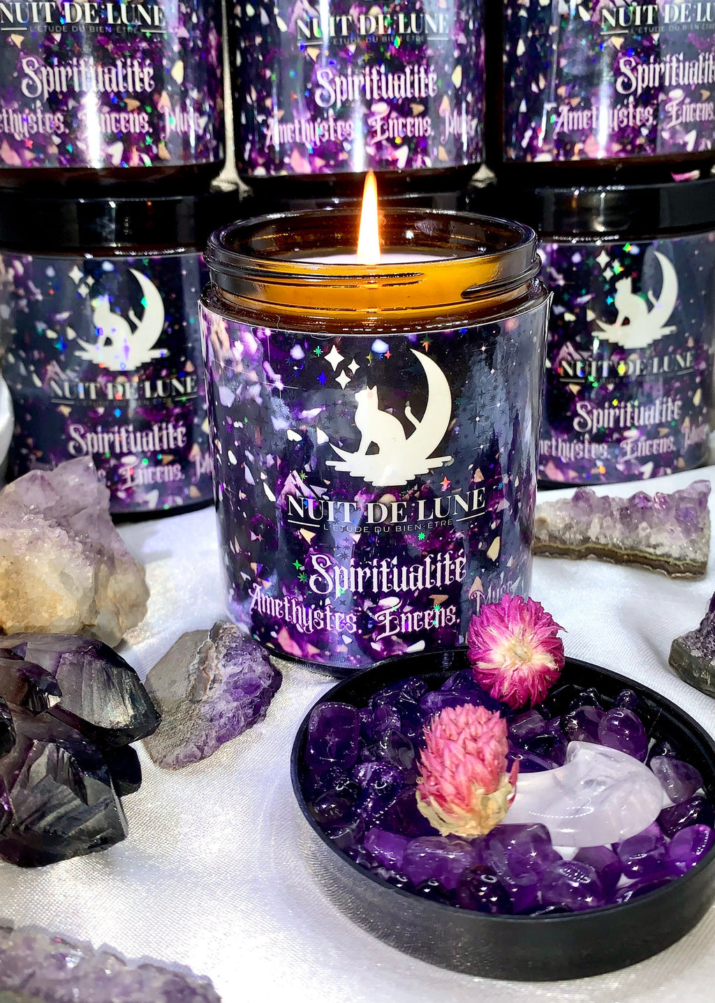 Bougie de luxe artisanale parfumée aux cristaux de méditation Nuit de Lune SPIRITUALITE, Encens et Musc, Améthystes et fleurs de gomphrena