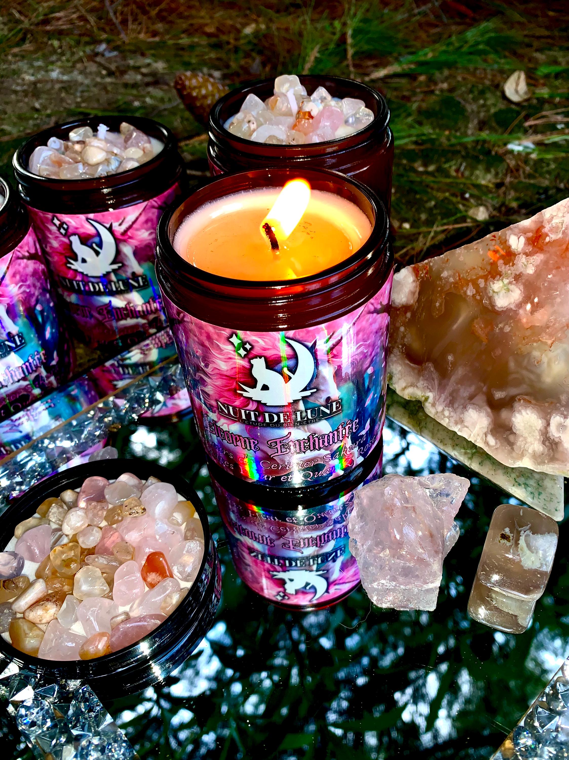 bougie de luxe artisanale aux cristaux LICORNE ENCHANTÉE Fleurs de Cerisier Sakura, Agate Fleur et Quartz Rose
