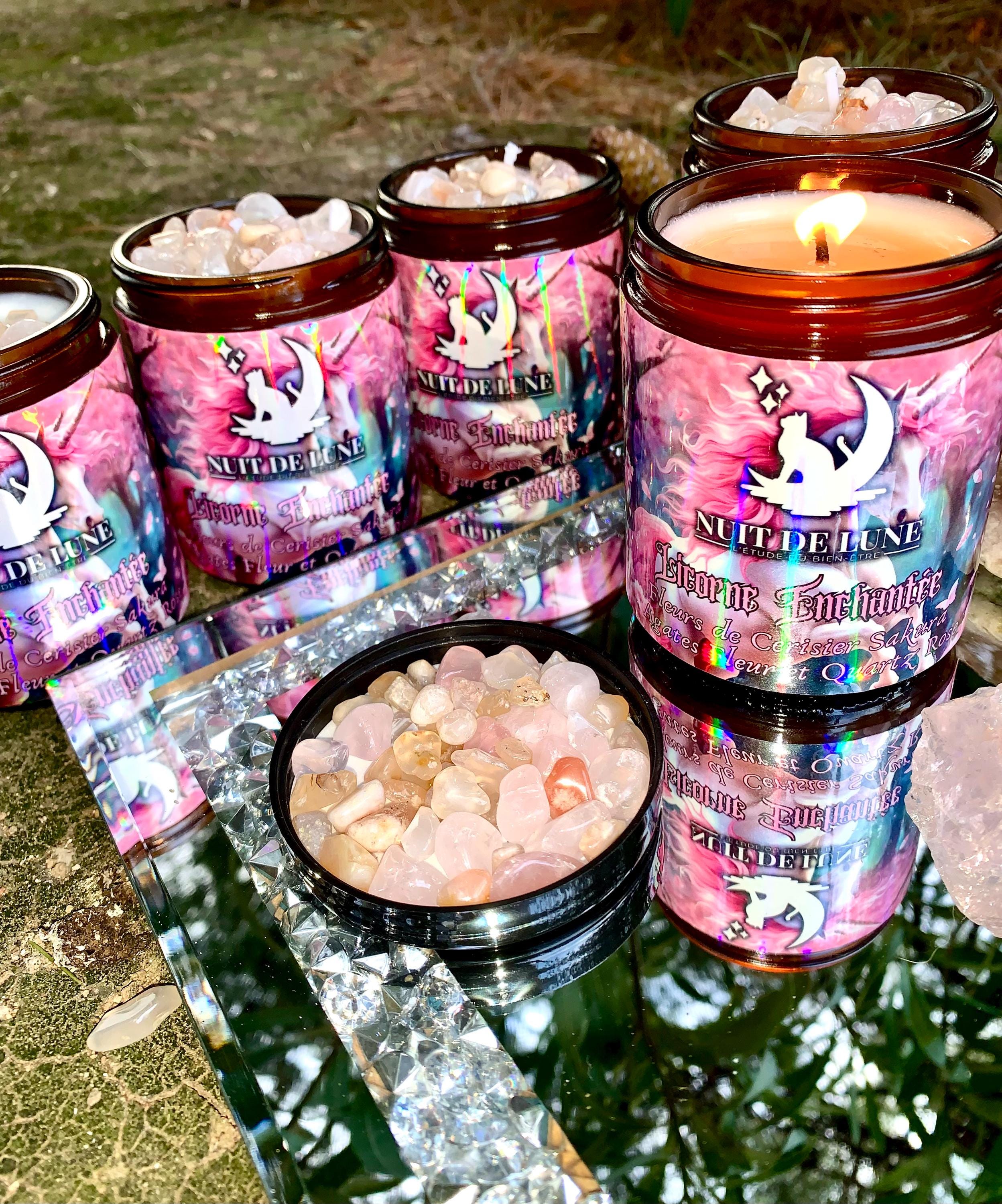 bougie de luxe artisanale aux cristaux LICORNE ENCHANTÉE Fleurs de Cerisier Sakura, Agate Fleur et Quartz Rose