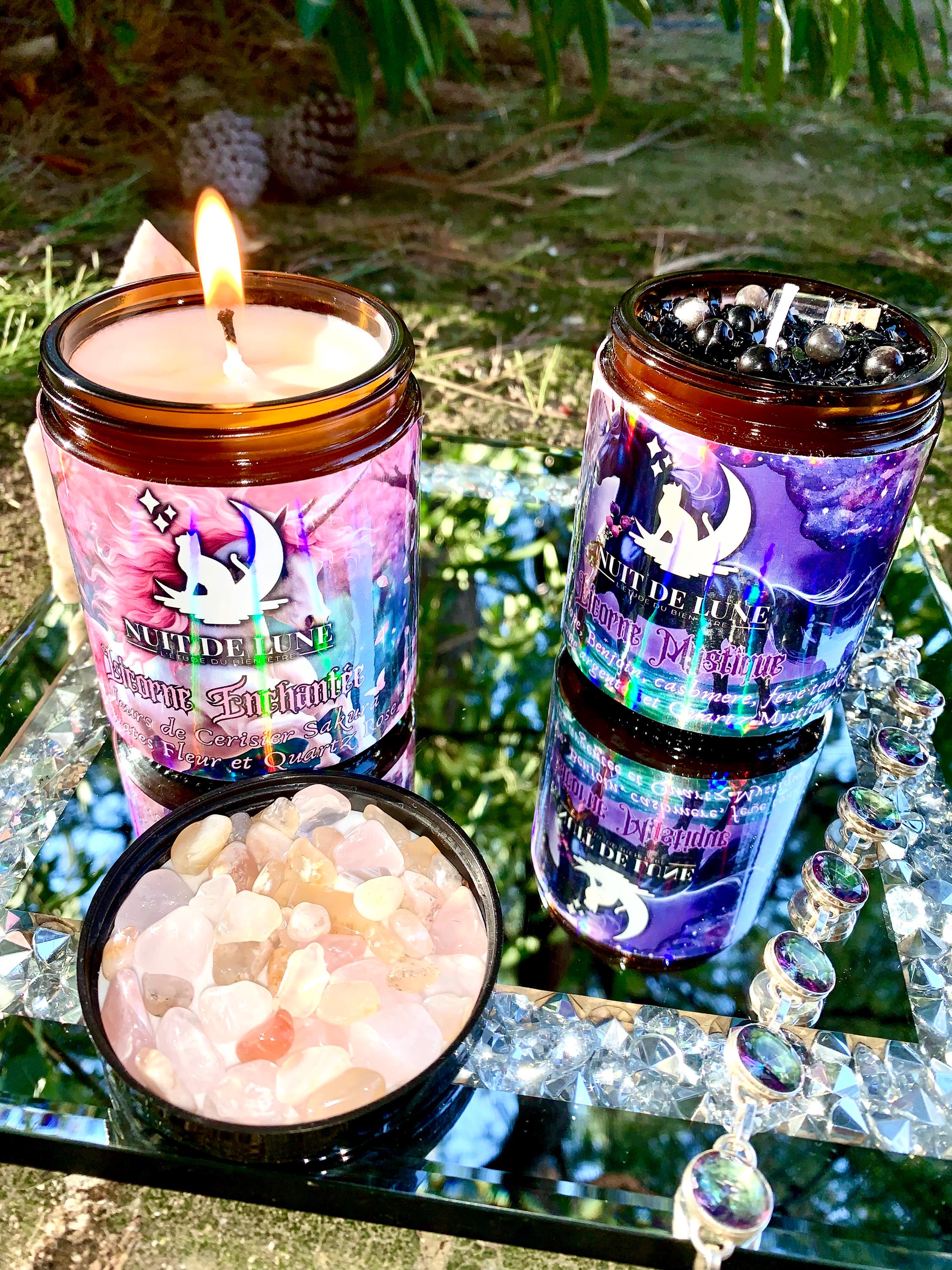 bougie de luxe artisanale aux cristaux LICORNE ENCHANTÉE Fleurs de Cerisier Sakura, Agate Fleur et Quartz Rose