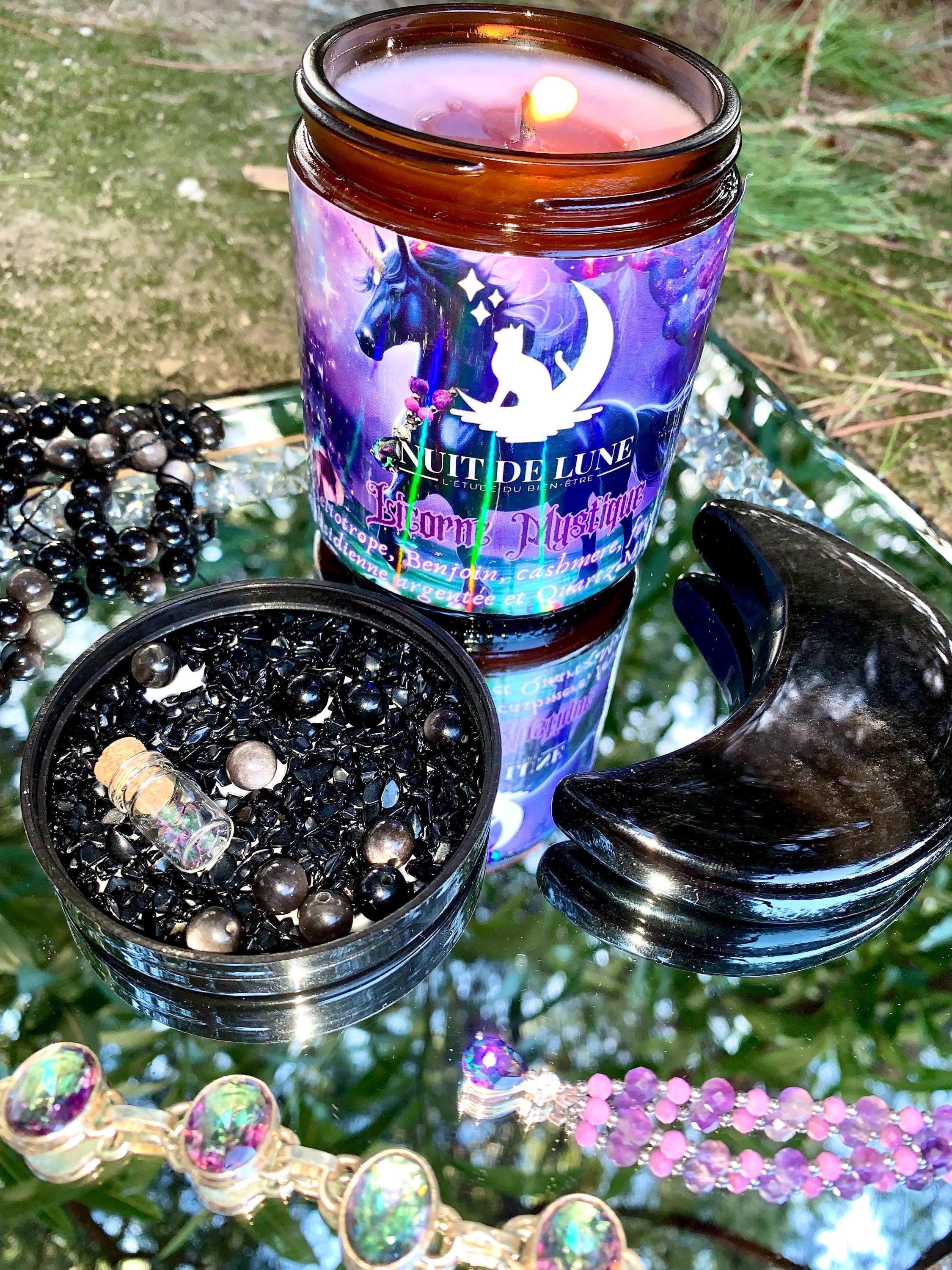 bougie de luxe artisanale aux cristaux LICORNE MYSTIQUE Papier d'Arménie, perles d'Obsidienne argentée et fiole de quartz Mystique