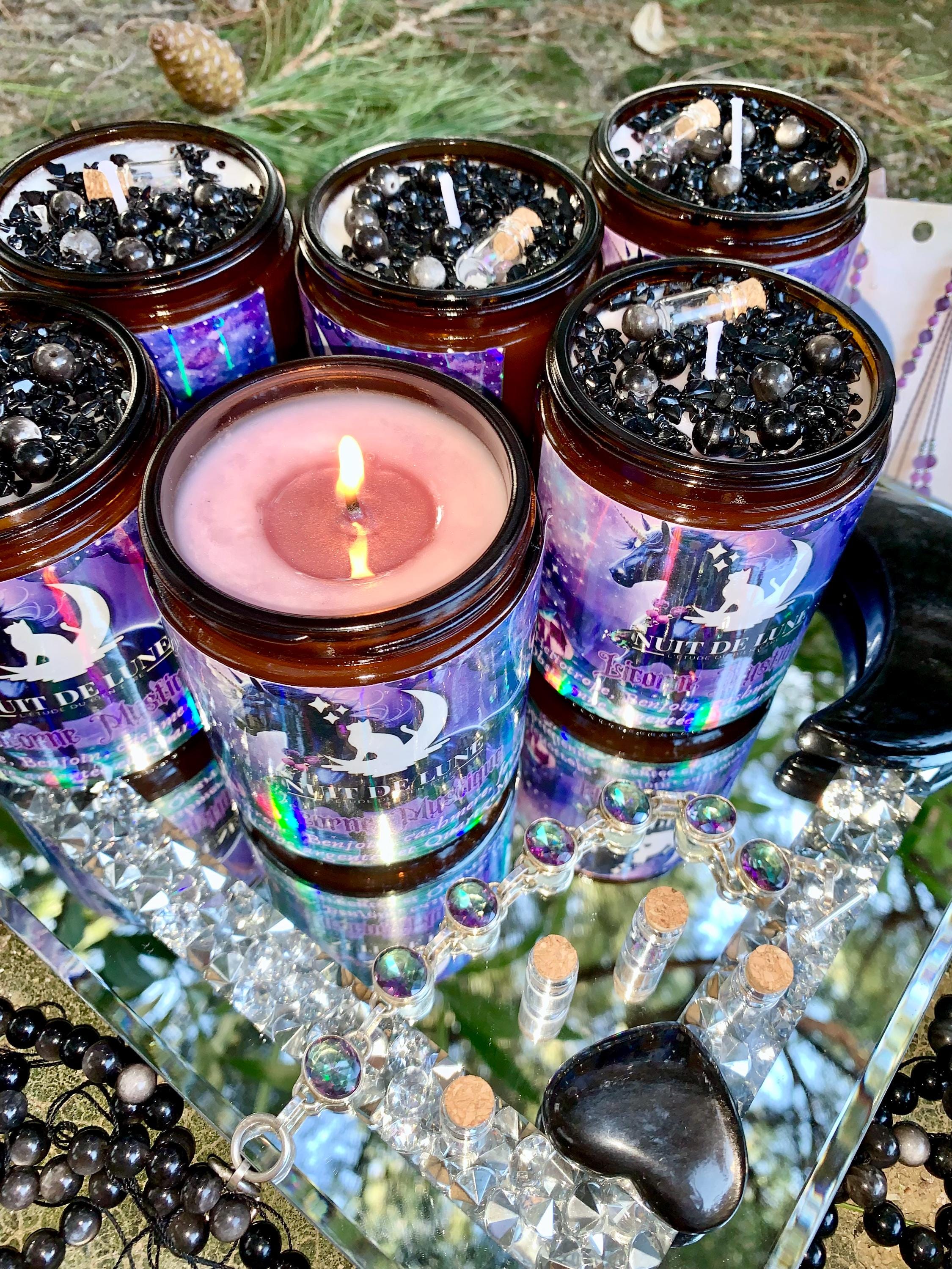 bougie de luxe artisanale aux cristaux LICORNE MYSTIQUE Papier d'Arménie, perles d'Obsidienne argentée et fiole de quartz Mystique