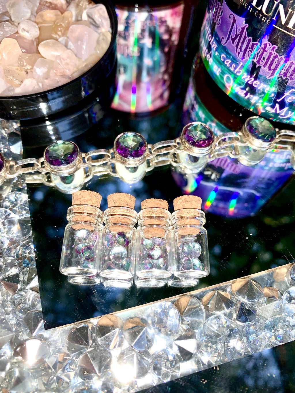 bougie de luxe artisanale aux cristaux LICORNE MYSTIQUE Papier d'Arménie, perles d'Obsidienne argentée et fiole de quartz Mystique