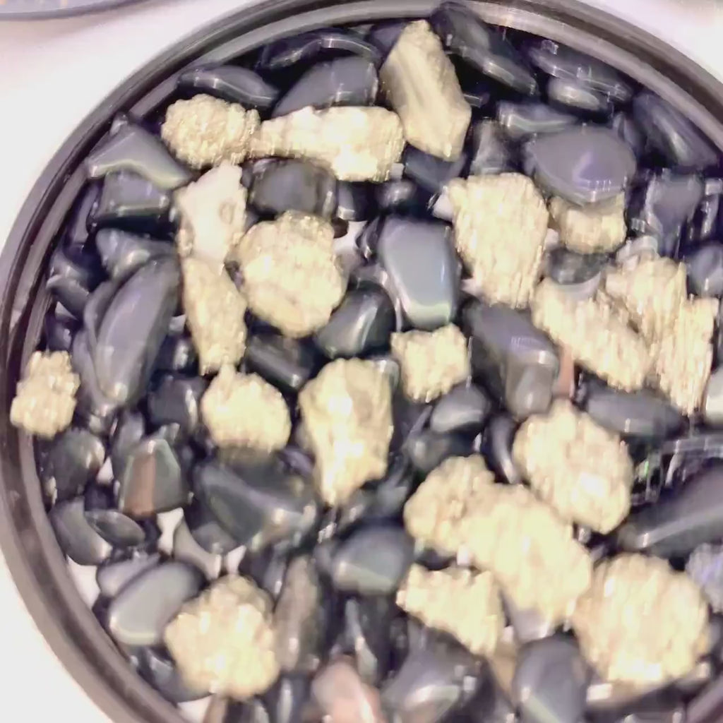 Bougie de luxe artisanale parfumée aux cristaux Reveillon Nuit de Lune FÊTES SCINTILLANTES Ambre, Rose, bergamote, Pyrite et obsidienne