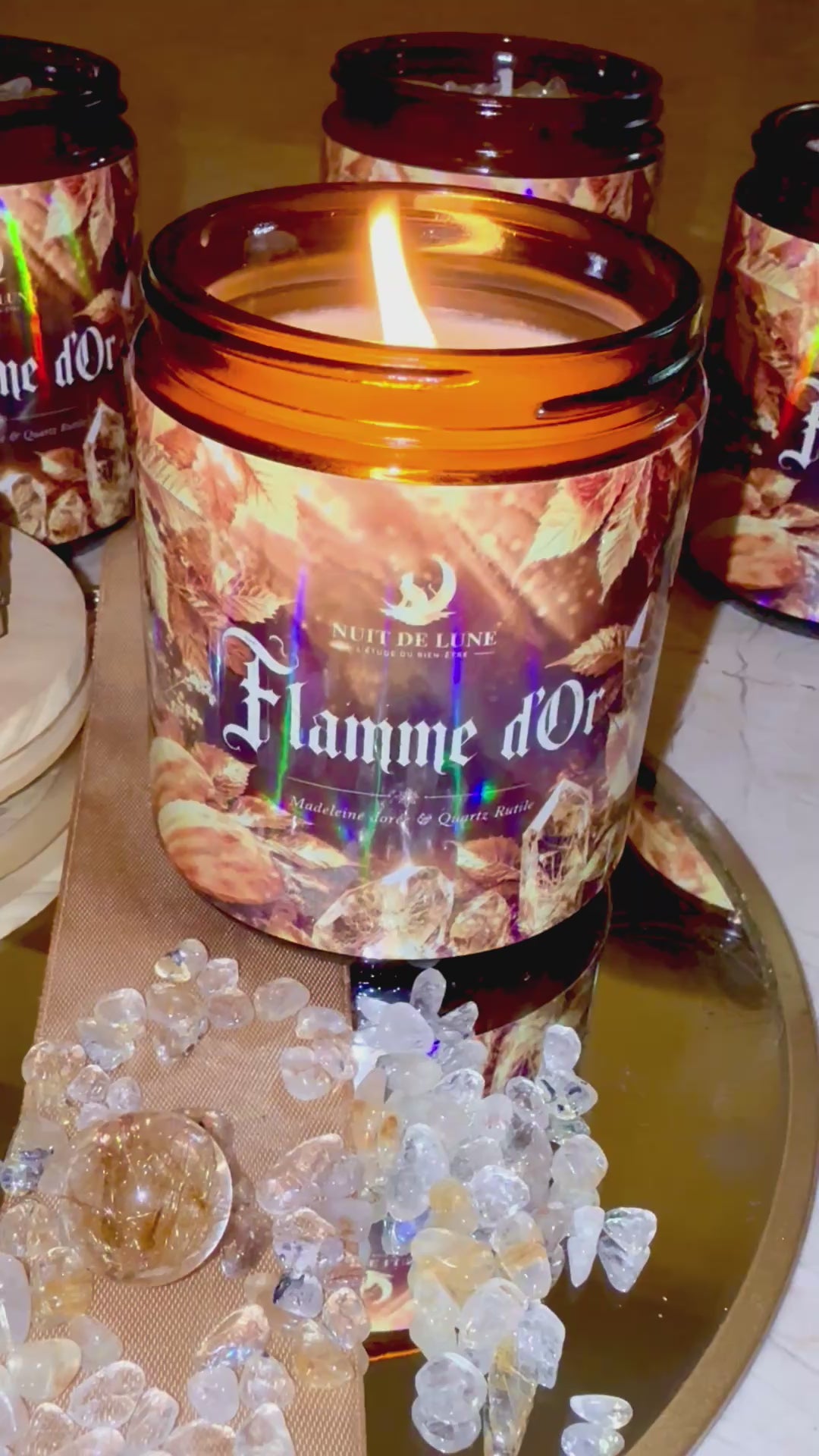 Bougie de luxe artisanale aux cristaux FLAMME D’OR Madeleine dorée et Quartz Rutile