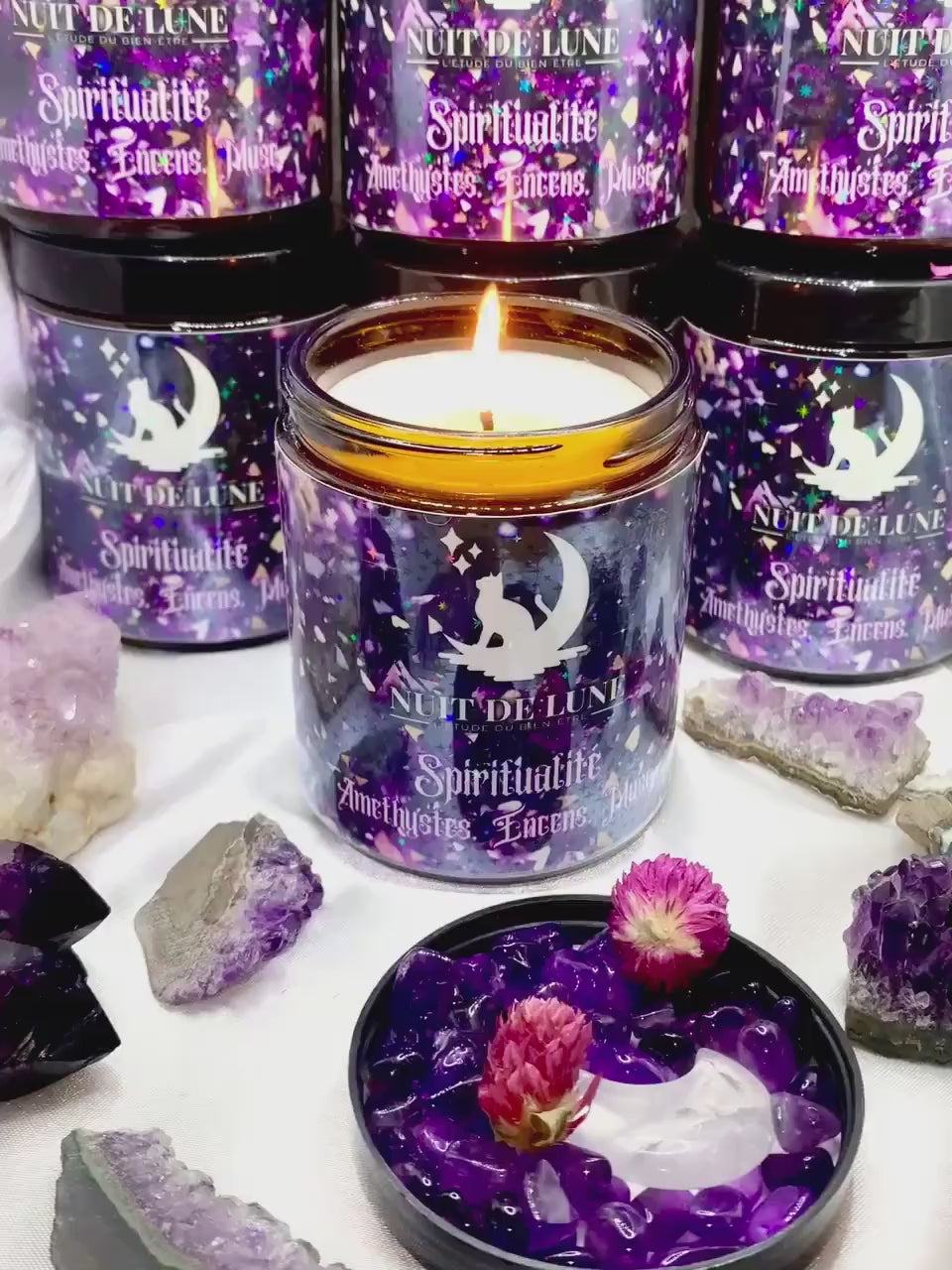 Bougie de luxe artisanale parfumée aux cristaux de méditation Nuit de Lune SPIRITUALITE, Encens et Musc, Améthystes et fleurs de gomphrena